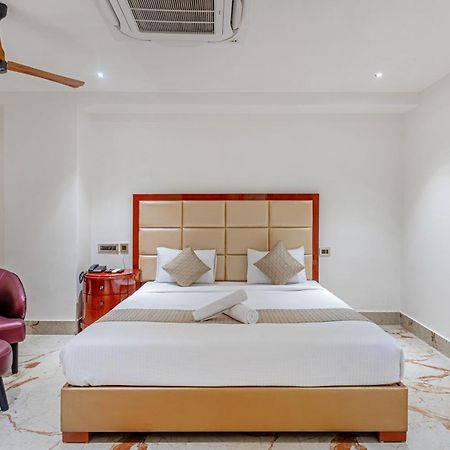 Hotel Chutneys Hyderabad Exterior photo